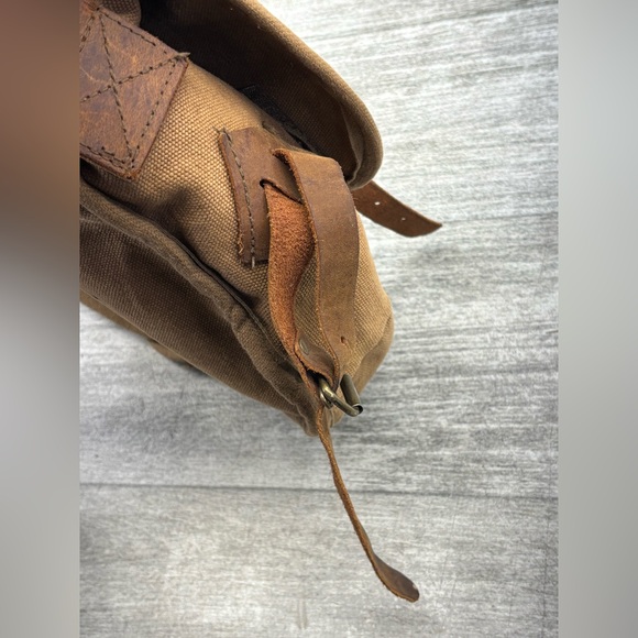 Rothco Canvas Leather Distressed Messenger Crossbody Bag 15” Computer Military - Picture 15 of 16
